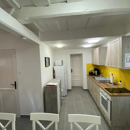 Apartman Huta-túra 42 Háromhuta