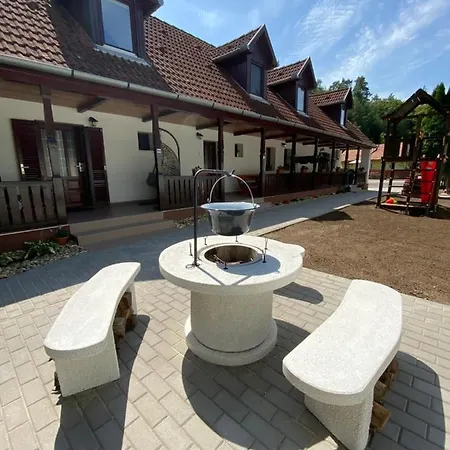 Huta-tura 42 Vendeghaz