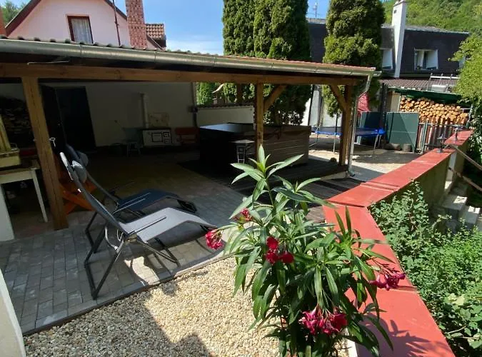 Huta-tura 42 Vendeghaz Apartmán