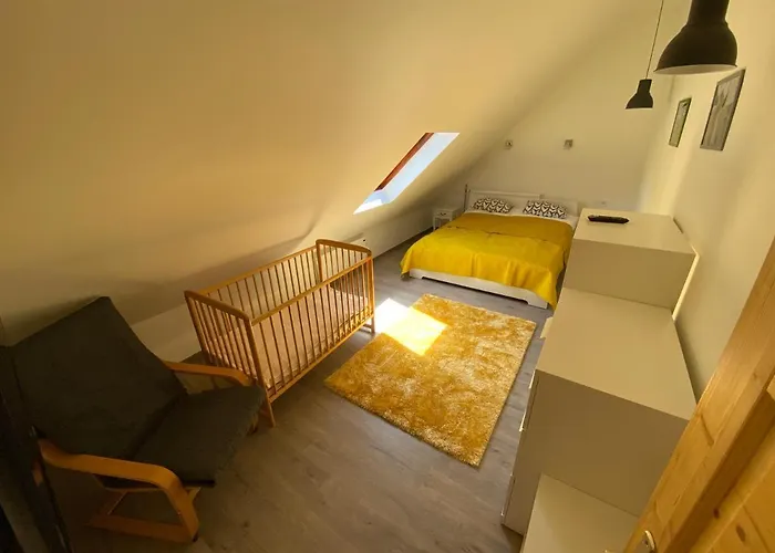 Huta-tura 42 Vendeghaz Apartmán Háromhuta