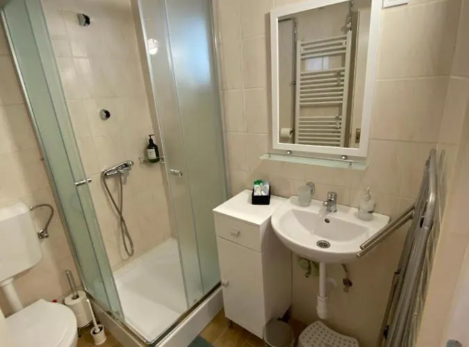 Huta-tura 42 Vendeghaz Apartmán *